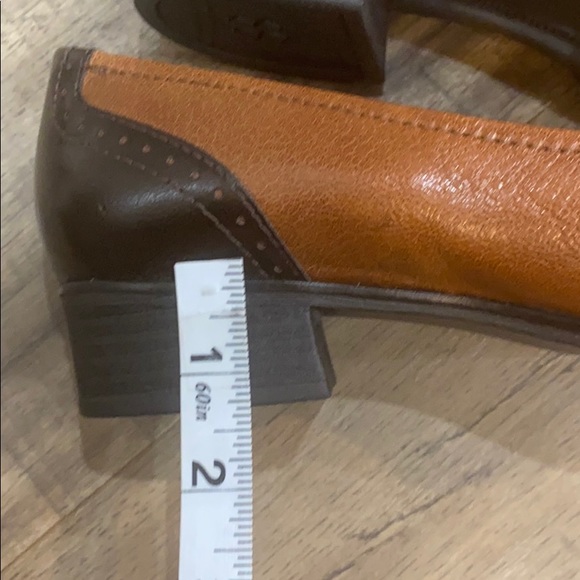 Shoes - Picture 6 of 10